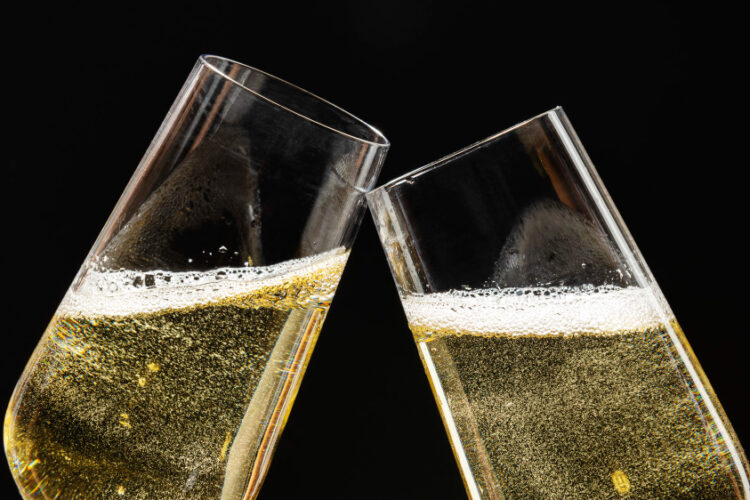 Champagne millésimé vs non-millésimé : Quelle est la différence ?