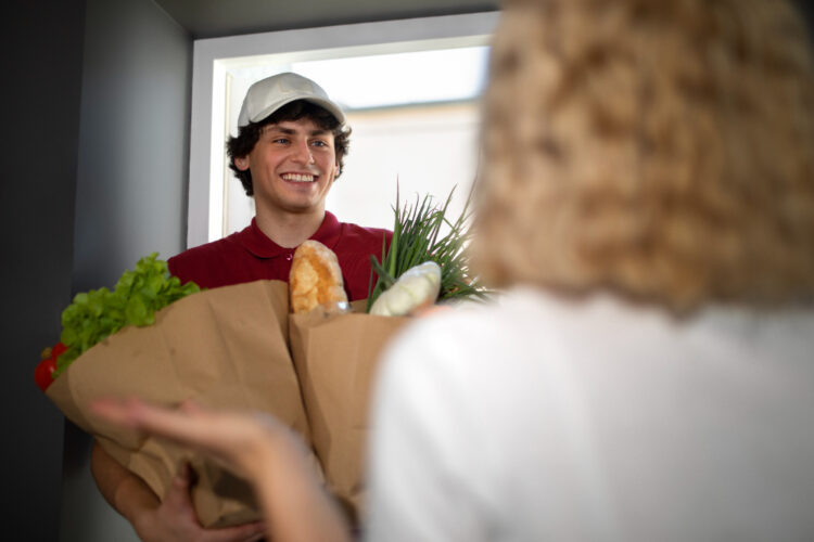 Courses à domicile : gagnez du temps pour cuisiner comme un chef